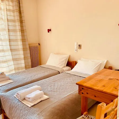 Alexiou Aparthotel 3*