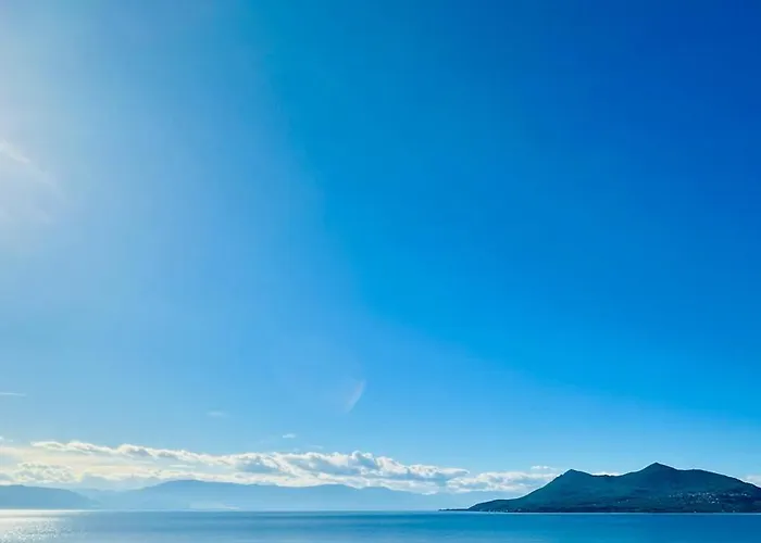 アパートホテル Alexiou